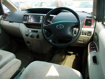 2002 Toyota Noah For Sale