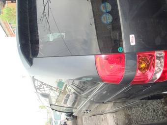 2002 Toyota Noah Photos