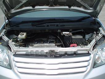 2002 Toyota Noah Images