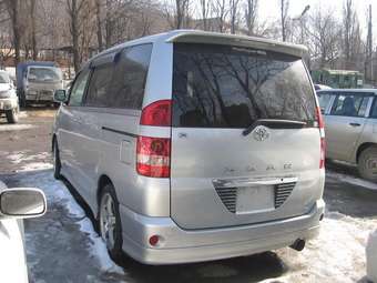 2003 Toyota Noah Photos