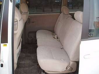 2003 Toyota Noah For Sale