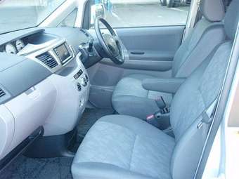 2003 Toyota Noah For Sale