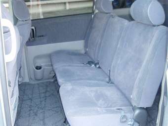 2003 Toyota Noah For Sale