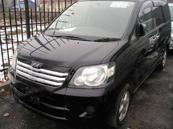 2003 Toyota Noah For Sale