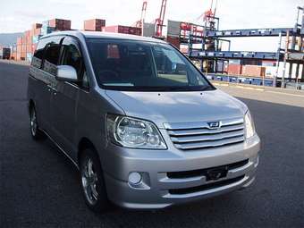 2003 Toyota Noah For Sale