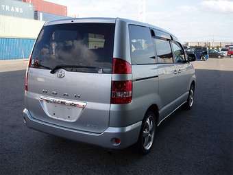 2003 Toyota Noah For Sale