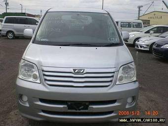 2003 Toyota Noah Wallpapers