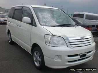 2003 Toyota Noah For Sale