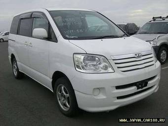 2003 Toyota Noah For Sale