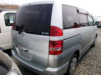 2003 Toyota Noah For Sale