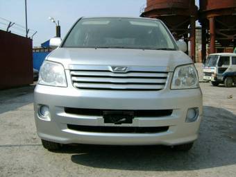 2003 Toyota Noah For Sale