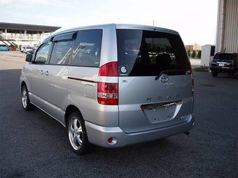 2003 Toyota Noah Photos