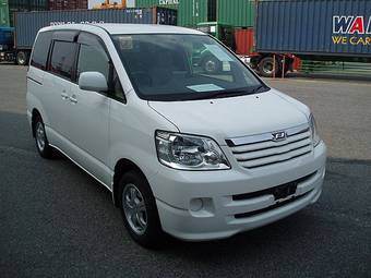 2003 Toyota Noah For Sale