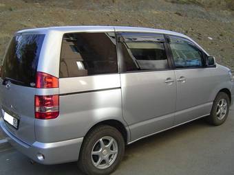 2003 Toyota Noah For Sale