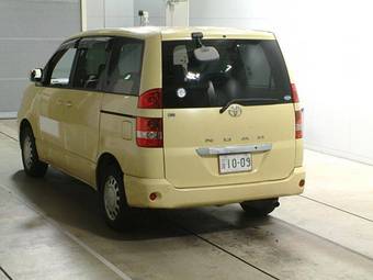 2003 Toyota Noah For Sale