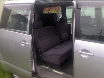 2003 Toyota Noah For Sale