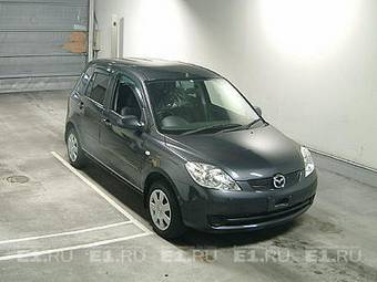 2003 Toyota Noah Photos