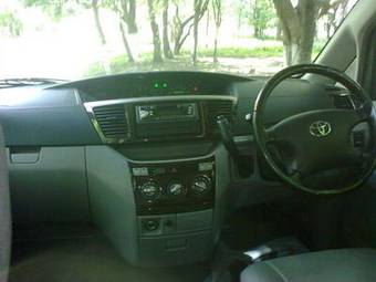 2003 Toyota Noah For Sale