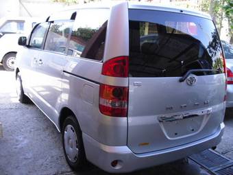 2003 Toyota Noah For Sale