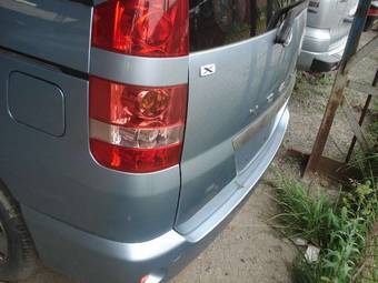 2003 Toyota Noah Pics