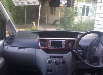 2003 Toyota Noah For Sale