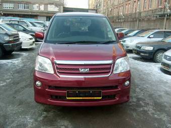 2004 Toyota Noah Photos