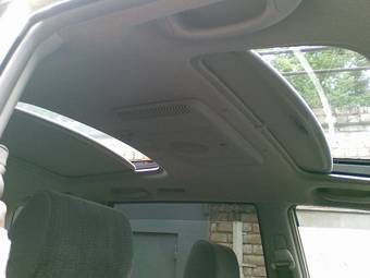 2004 Toyota Noah Pictures