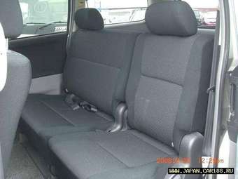 2005 Toyota Noah For Sale