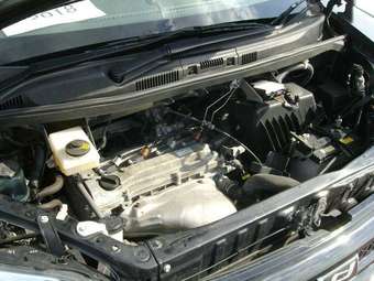 2005 Toyota Noah Pictures