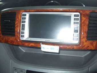 2005 Toyota Noah Pictures