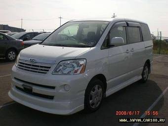 2005 Toyota Noah Wallpapers