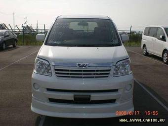 2005 Toyota Noah For Sale