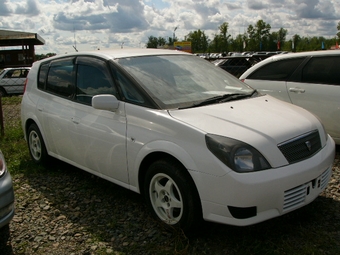 2000 Toyota Opa