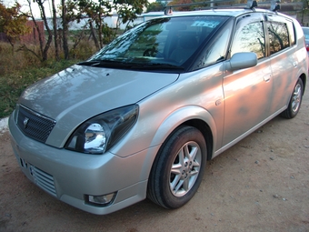 2000 Toyota Opa