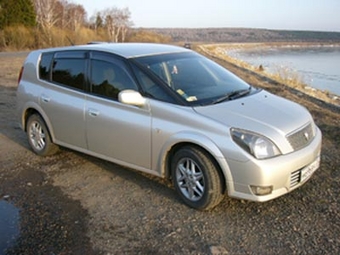 2000 Toyota Opa