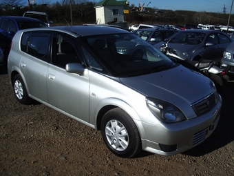 2000 Toyota Opa