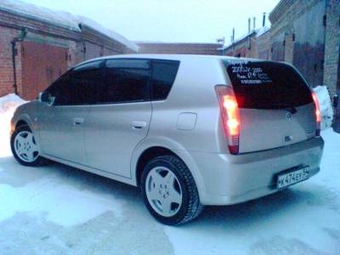 2000 Toyota Opa
