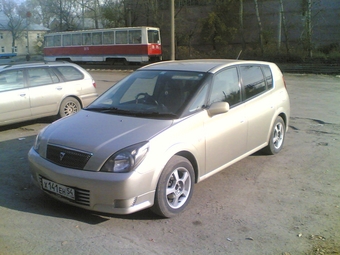 2000 Toyota Opa