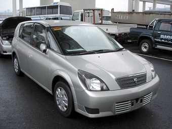 2000 Toyota Opa