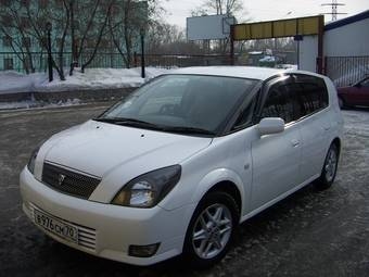 2000 Toyota Opa