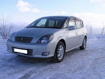 2000 Toyota Opa