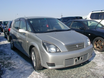 2000 Toyota Opa