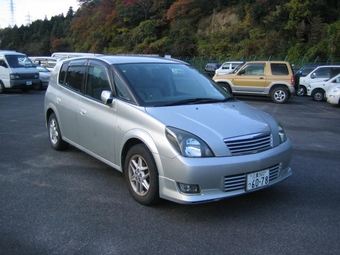 2000 Toyota Opa