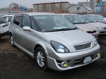 2000 Toyota Opa