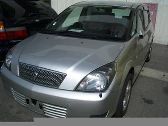 2000 Toyota Opa
