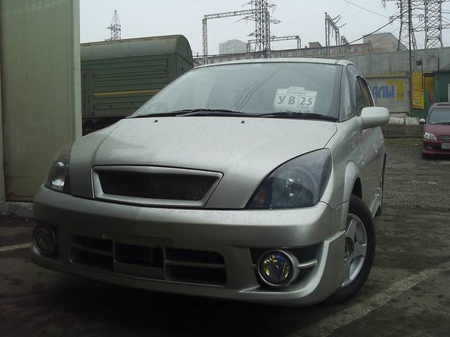 2000 Toyota Opa
