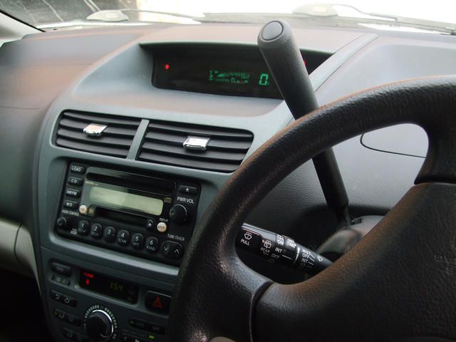 2000 Toyota Opa