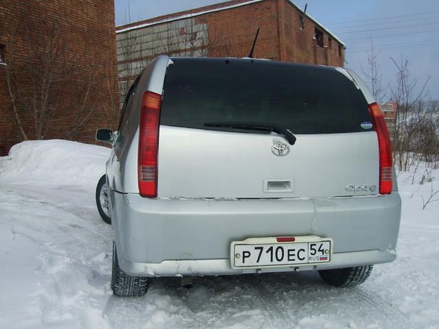 2000 Toyota Opa