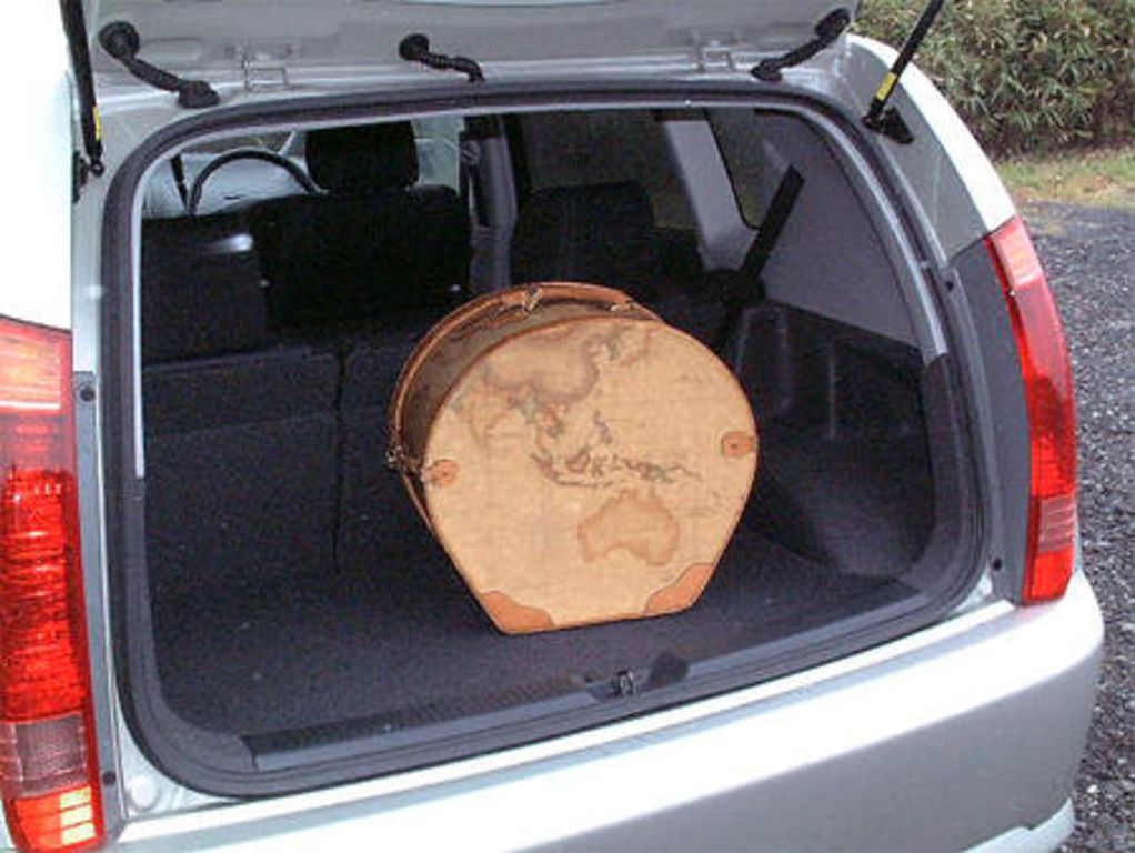 2000 Toyota Opa