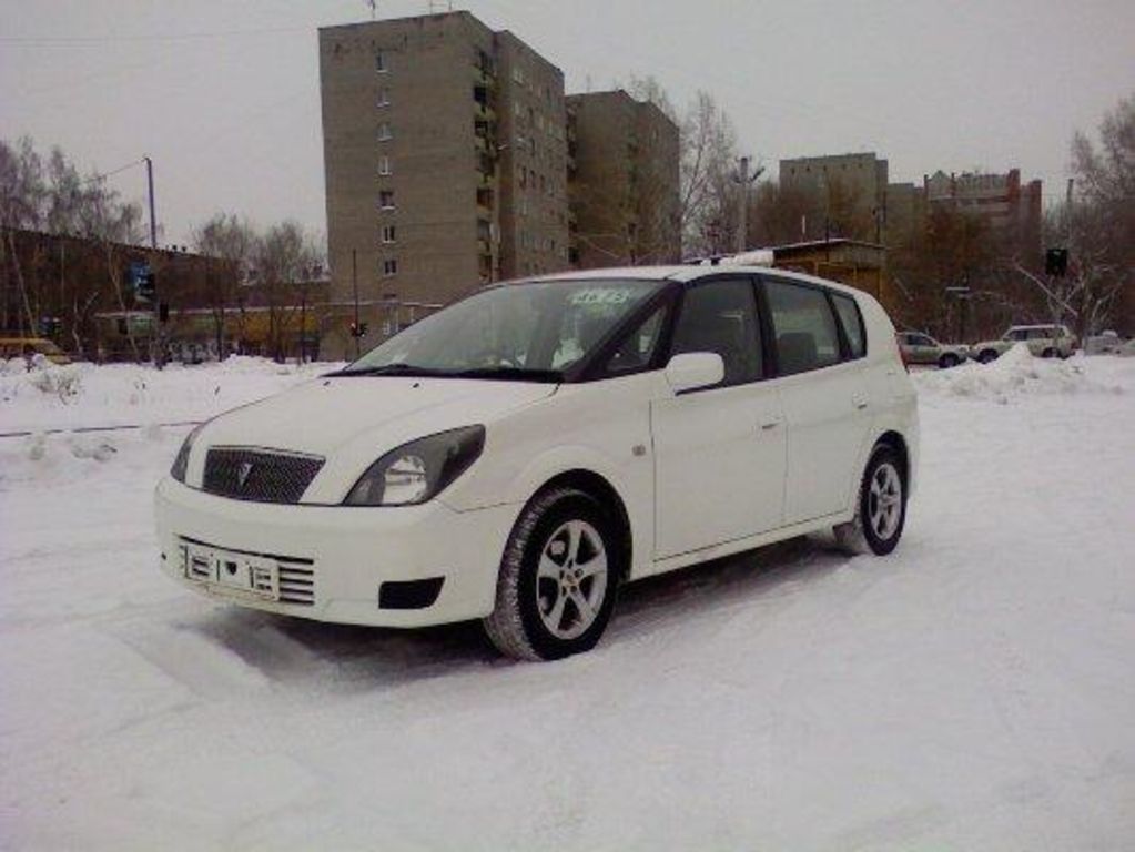2000 Toyota Opa